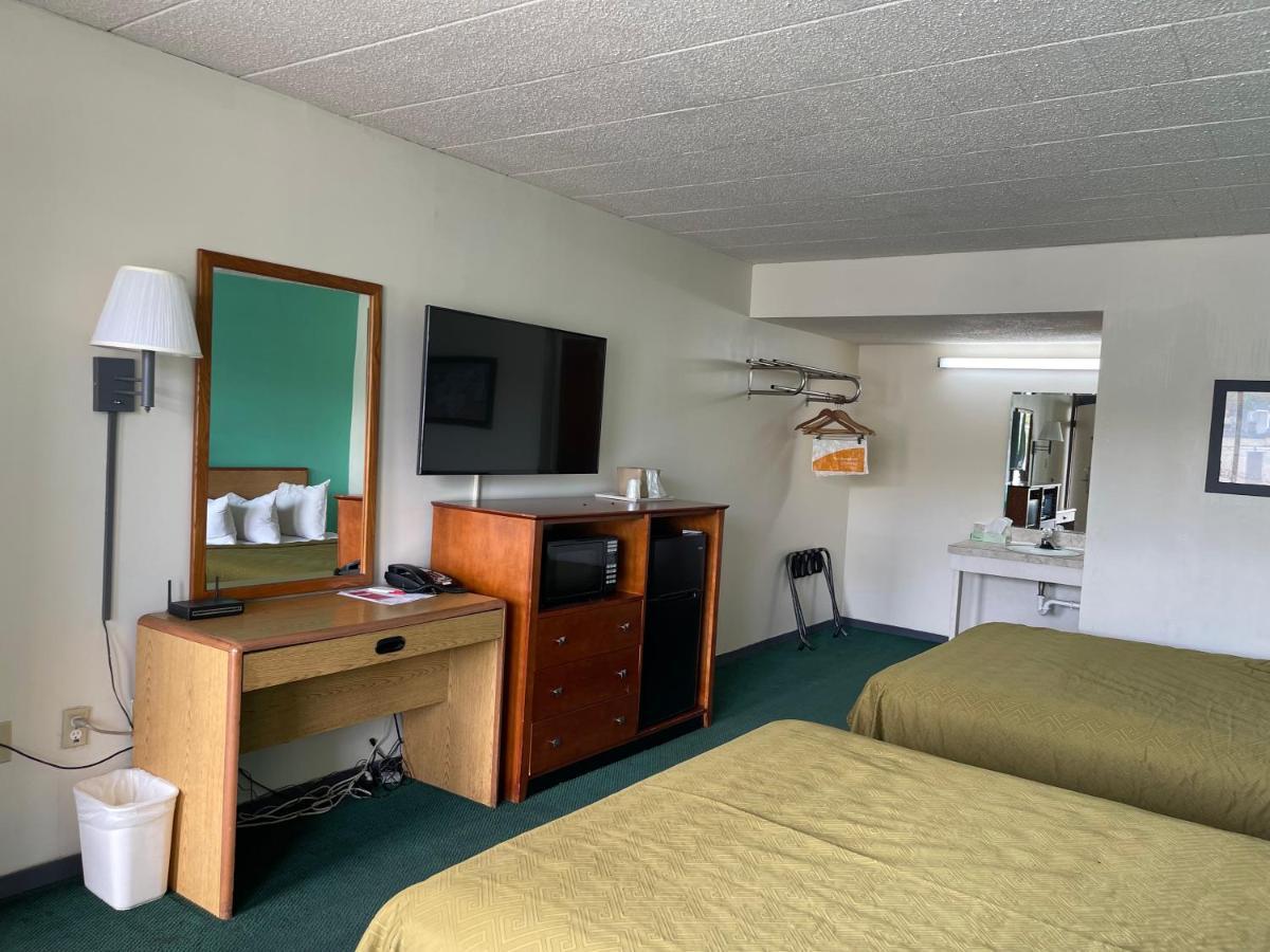 Horseshoe Curve Lodge Altoona Exterior foto