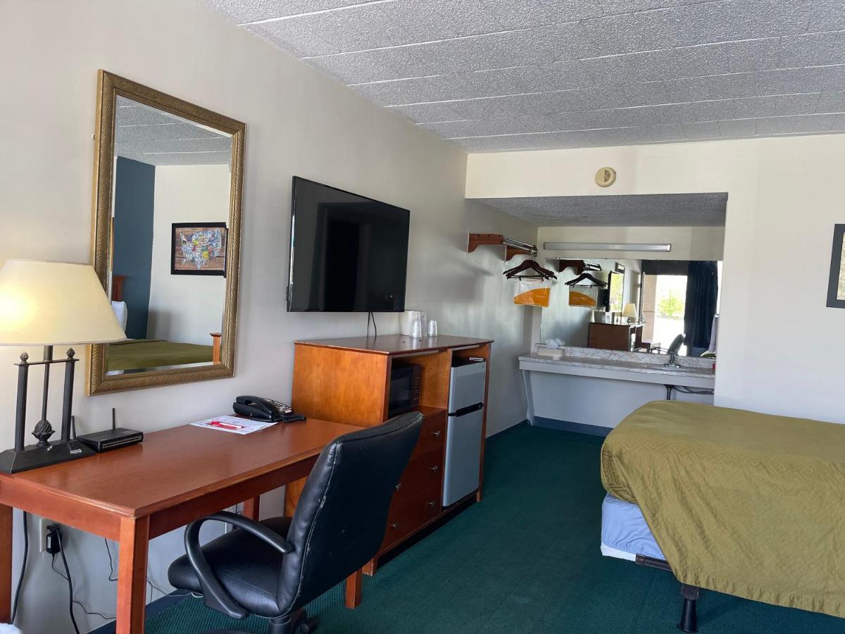 Horseshoe Curve Lodge Altoona Exterior foto
